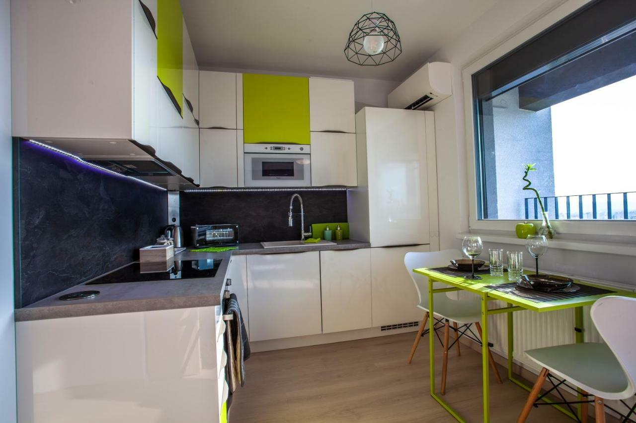 Air-Conditioned City View Apartment 24H Check-In Bratislava Exterior photo